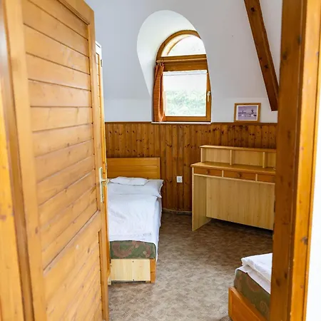 Gesztenye Nyaralópark * Balatonudvari