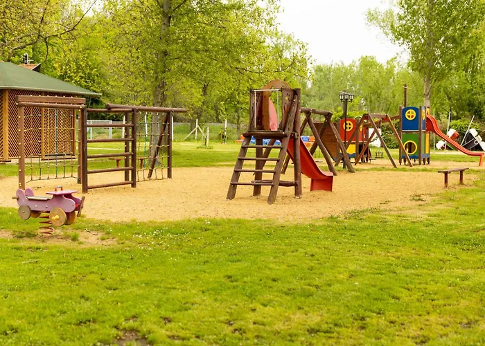 מלון דירות Gesztenye Nyaralopark